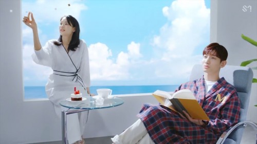 동방신기의 노래 "평행선"을 살펴보자