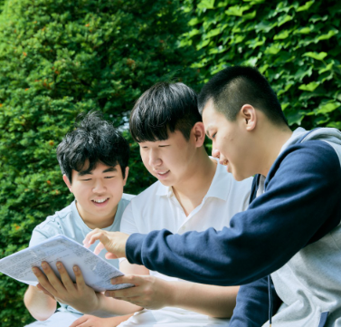 [8월호]경기과학고등학교 절친 3인방의 함께 수학 연구법